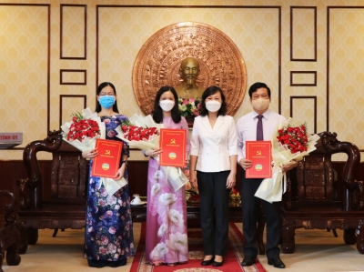 Phó trưởng Ban Tuyên giáo Tỉnh ủy Lê Thị Thanh Loan đến nhận công tác tại Hội LHPN tỉnh