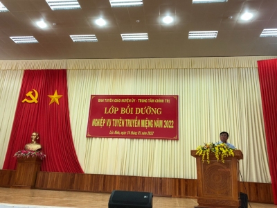 Lộc Ninh: Tổ chức lớp bồi dưỡng công tác tuyên truyền miệng năm 2022