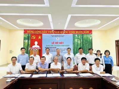 Công ty TNHH MTV cao su Lộc Ninh tổ chức ký kết giao ước thi đua thực hiện nhiệm vụ năm 2023
