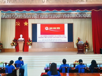 Đồng Phú: Bồi dưỡng nghiệp vụ công tác Đoàn- Hội năm 2023