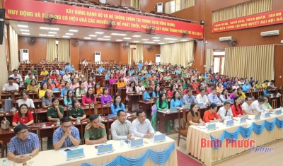 Tuyên dương các tập thể, cá nhân phụ nữ tiêu biểu trong phong trào thi đua yêu nước