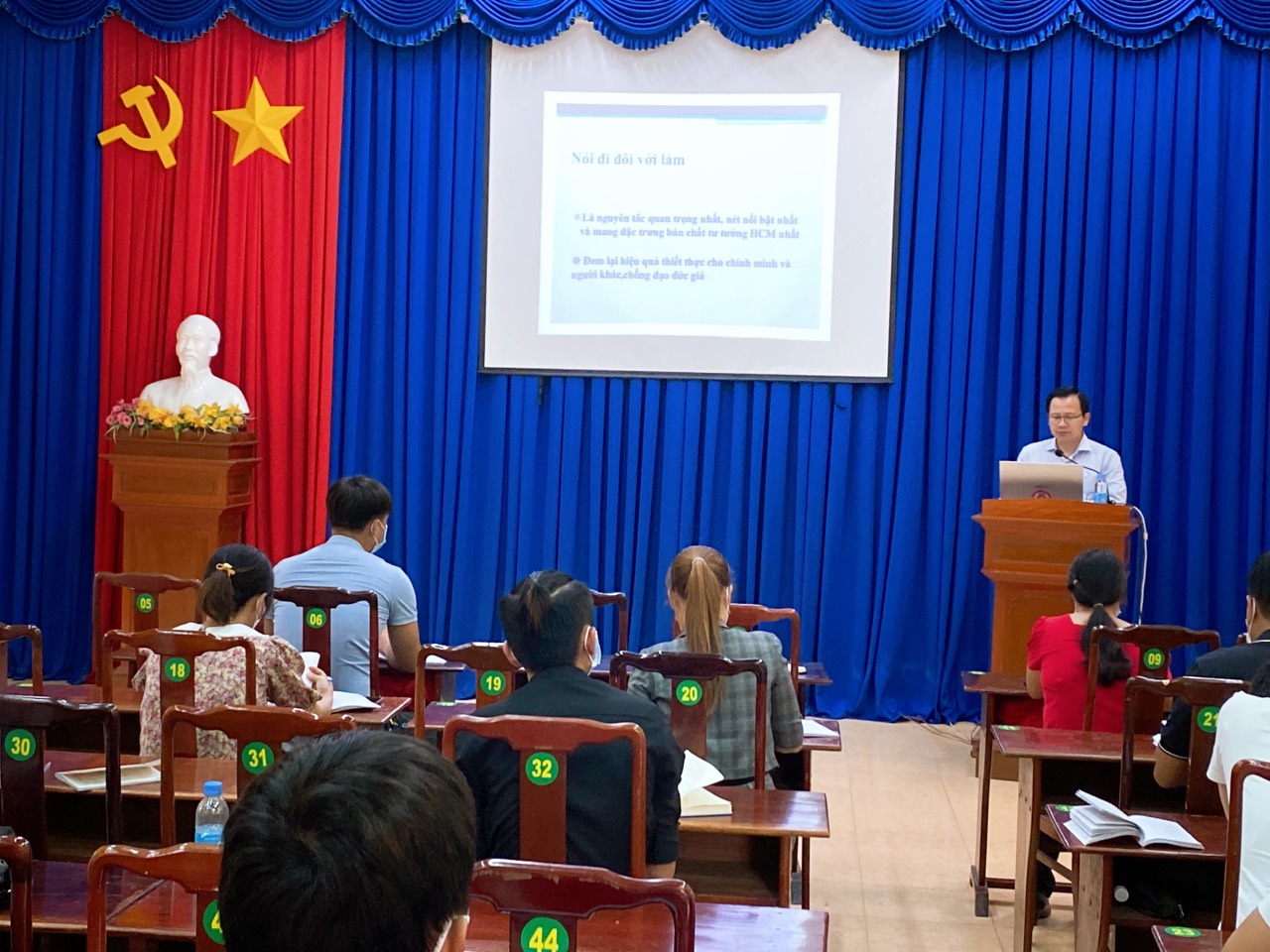 Đồng Phú: 38 học viên tham dự lớp bồi dưỡng đối tượng Đảng