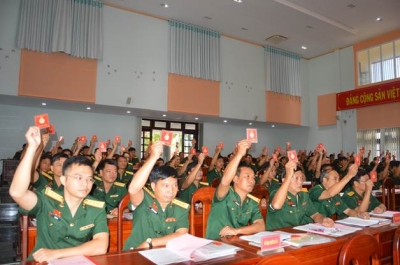 “Với Đảng giữ trọn lòng tin yêu”