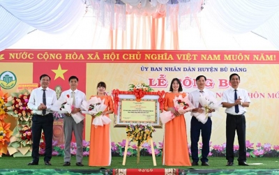 Đắk Nhau cán đích nông thôn mới