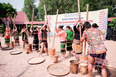 Quê hương “Tiếng chày trên sóc Bom Bo” tháng Tư này